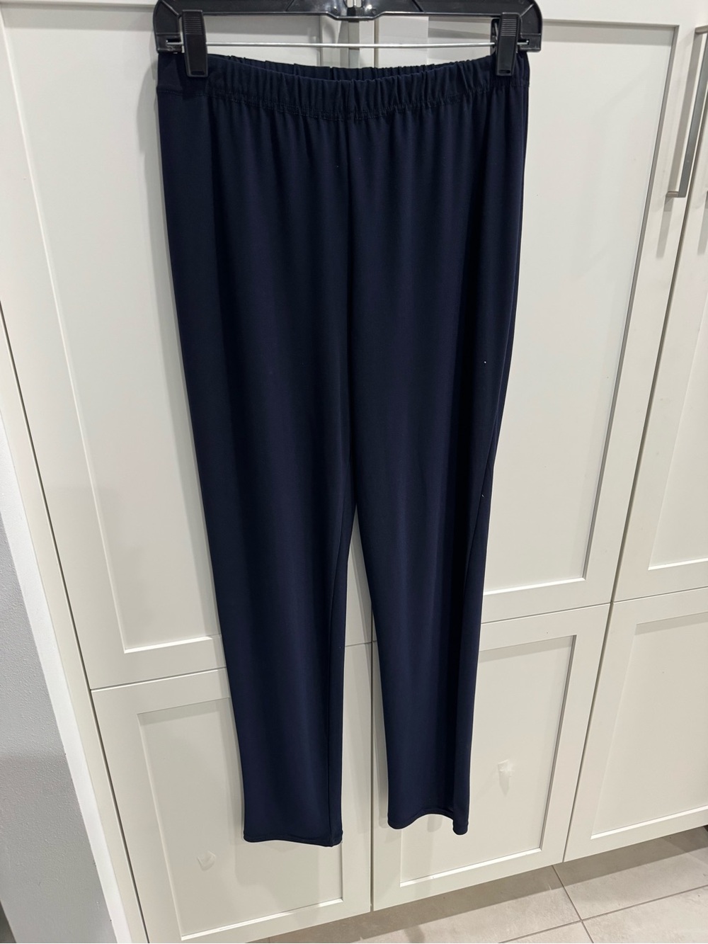 Women’s  size 1X  Elastic Waist Straight Pants - Navy